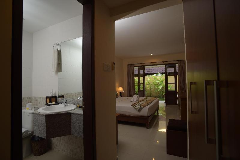 Sri Phala Resort & Villa Sanur  Room photo